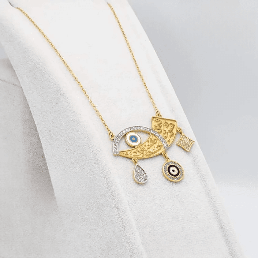 Pendant 13
