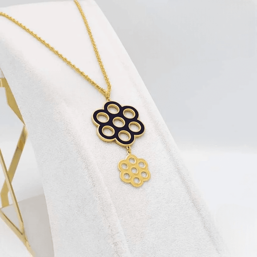 Pendant 17